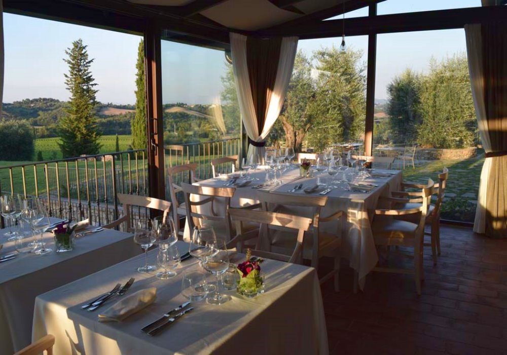 CENA DEGUSTAZIONE A LE BUCHE WINE RESORT
Una bellissima serata lo scorso 20 luglio