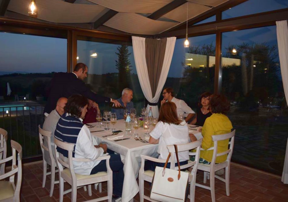 CENA DEGUSTAZIONE A LE BUCHE WINE RESORT
Una bellissima serata lo scorso 20 luglio